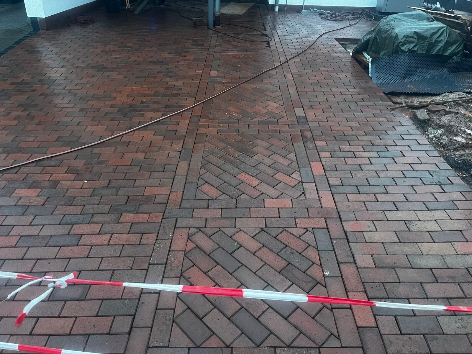 Gepflasterte Einfahrt im Rhein-Main-Gebiet — Projekt 6 von Pflasterdonner