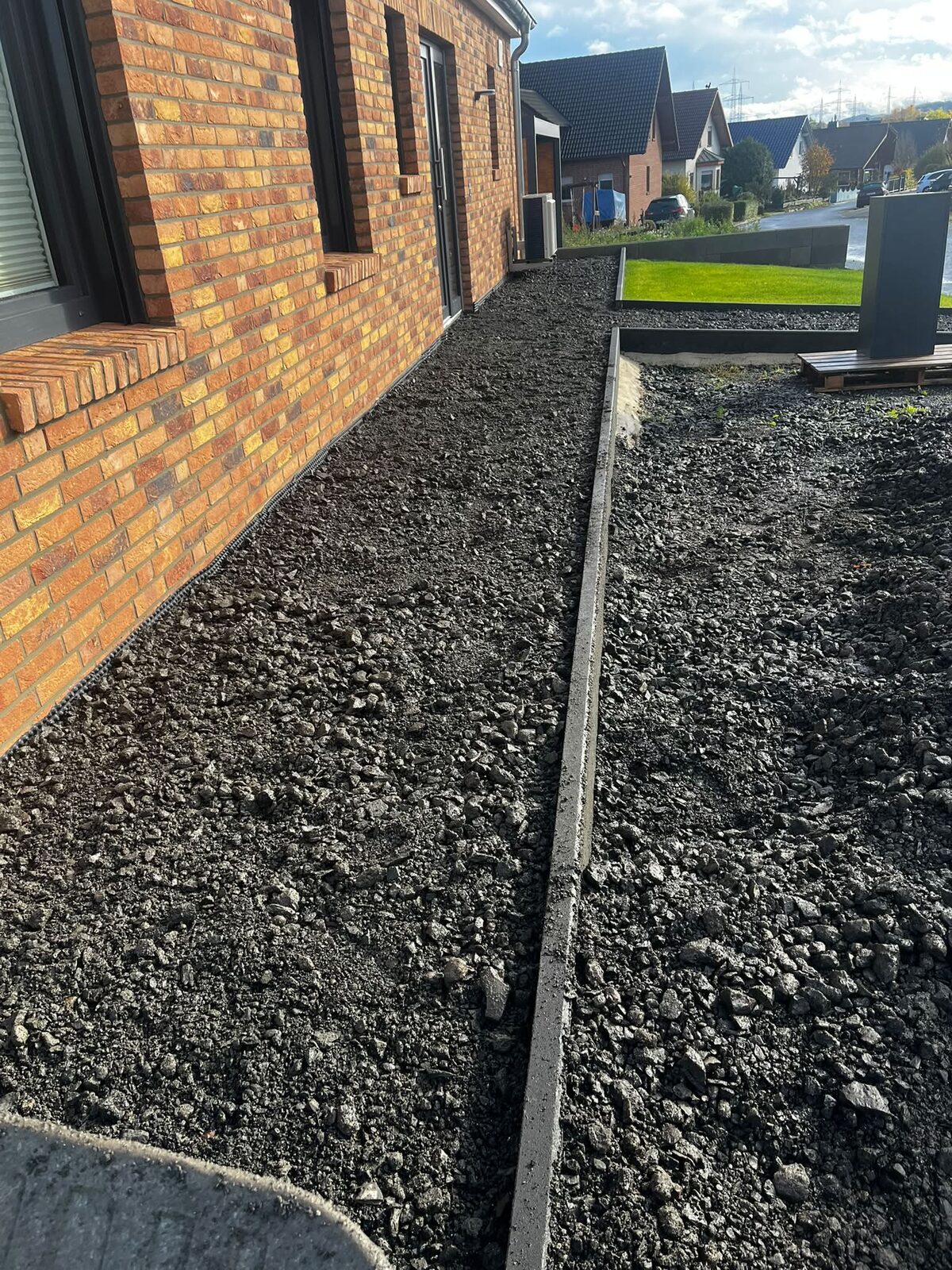 Gepflasterter Gartenweg — Projekt 7 von Pflasterdonner